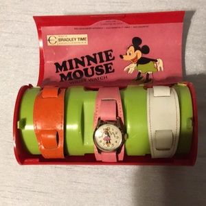 Vintage Minnie Mouse wrist watch In original case.